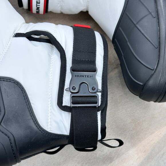 Hunter Short Buckle Intrepid Womens Snow Boots Size 9 White Black Short Winter - Picture 15 of 16